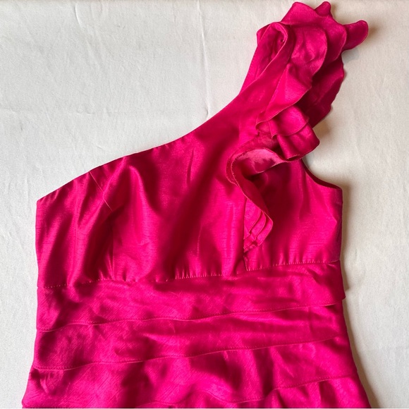 London Times Womens Dress One Shoulder Fuchsia Pink Tiered Ruffles Knee Length 8 - Picture 3 of 12